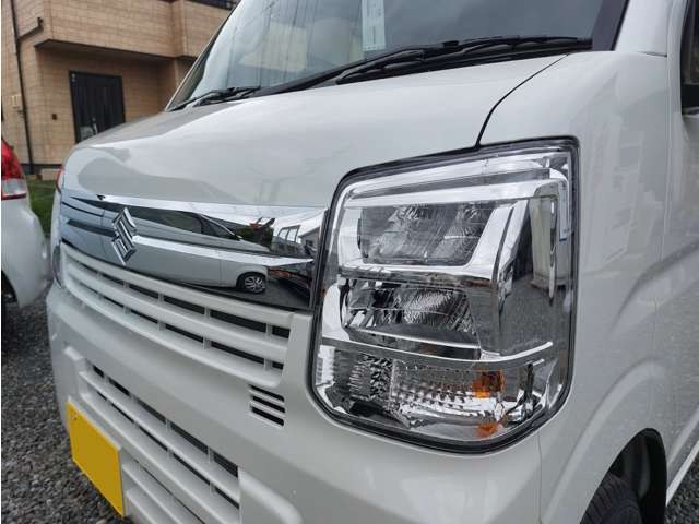 Suzuki Every 12