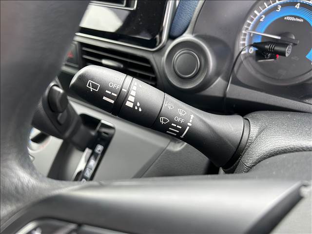 Mitsubishi eK X 9