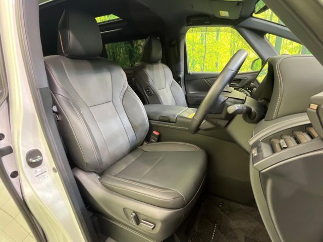 Toyota Alphard 8