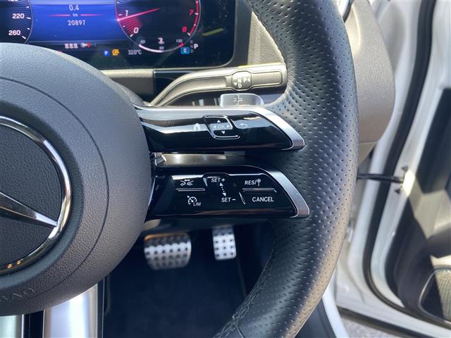 Mercedes-Benz GLA-Class 7