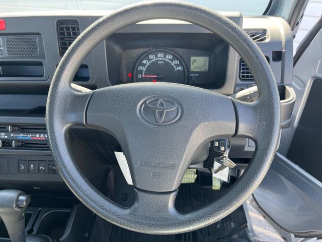 Toyota Pixis Truck 7