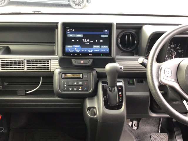 Honda N-VAN 11