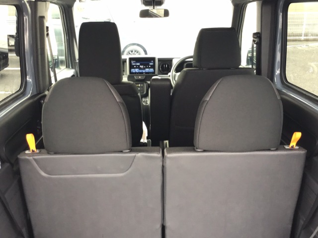 Honda N-VAN 8
