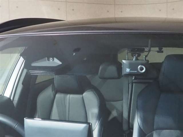 Toyota Corolla Cross 10