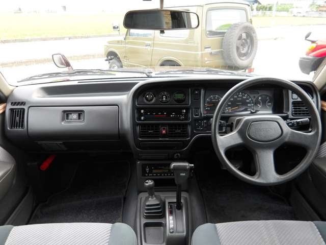 Mazda Proceed Marvie 12