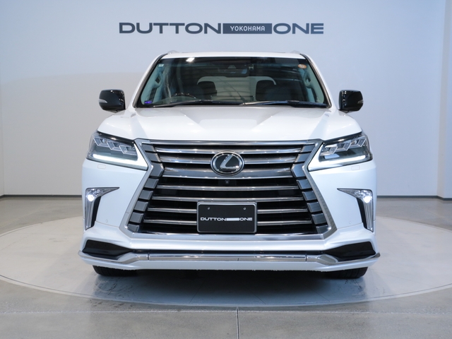 Lexus LX 5
