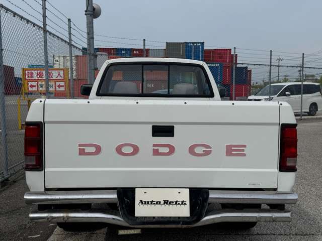 Dodge Dakota 12