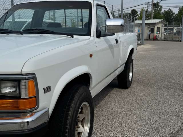 Dodge Dakota 3