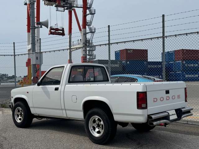 Dodge Dakota 5