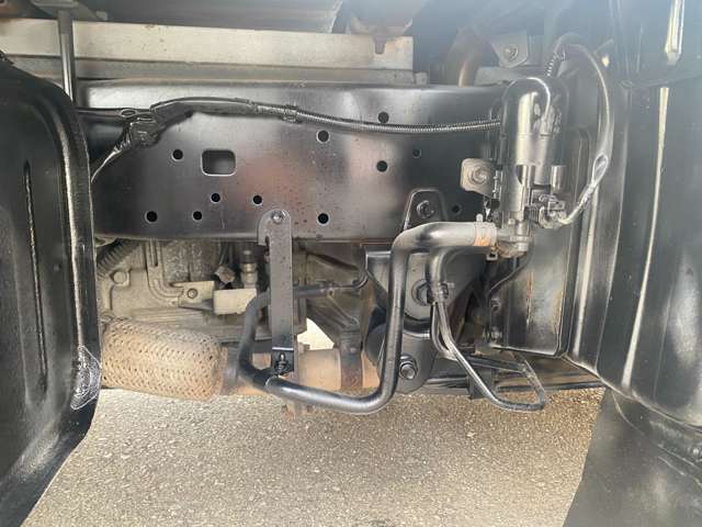 Hino Dutro 9