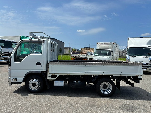 Isuzu Elf 10