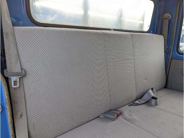 Hino Dutro 12
