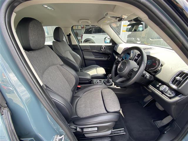MINI Crossover 12