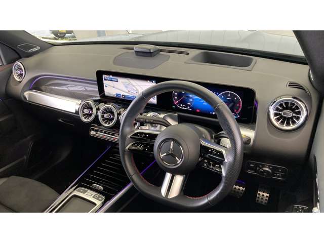 Mercedes-Benz GLB 8