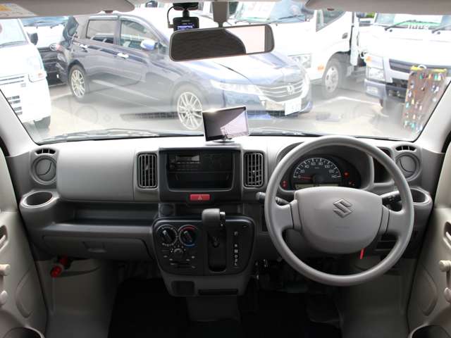 Suzuki Every 12
