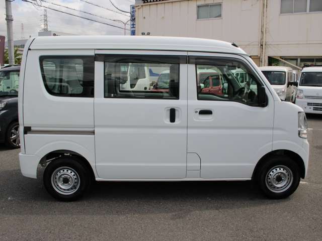 Suzuki Every 8