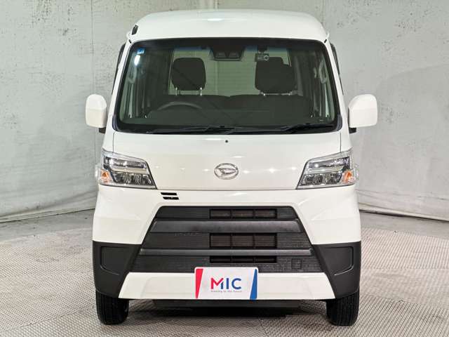Daihatsu Hijet Cargo 3