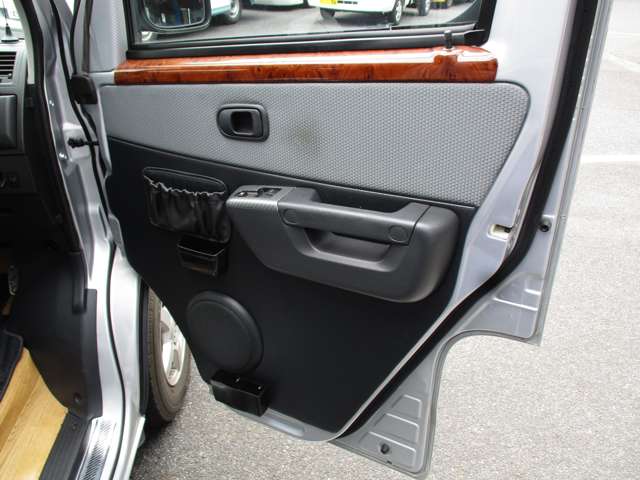 Toyota Light Ace Van 11