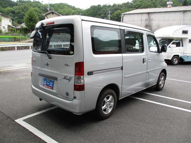 Toyota Light Ace Van 5