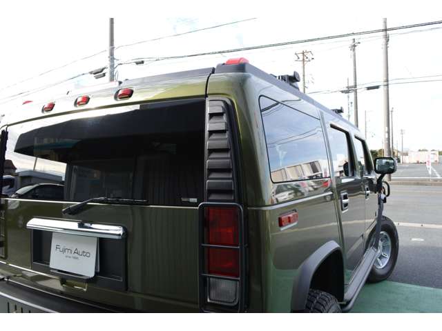 Hummer H2 11