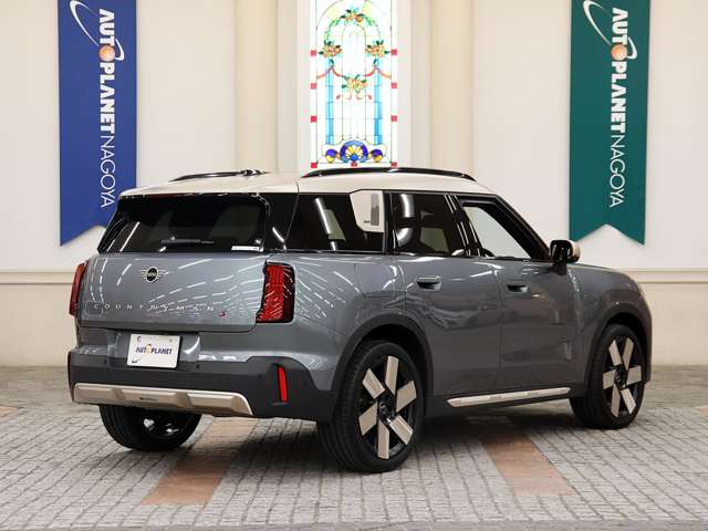MINI Countryman 4