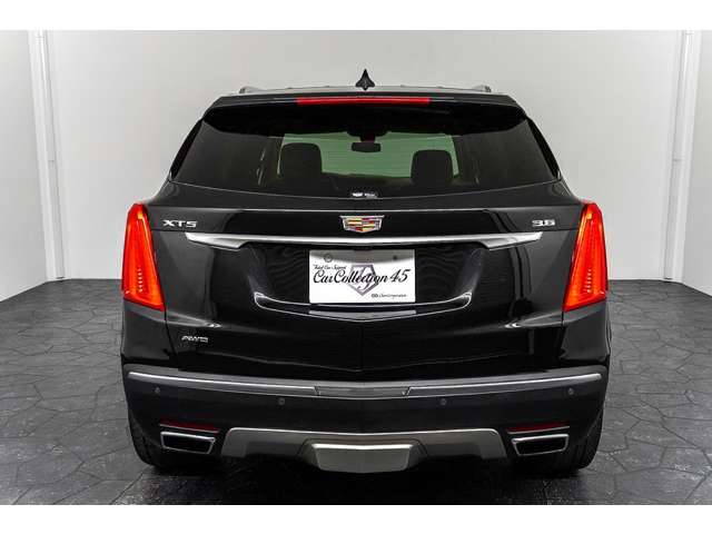 Cadillac XT5Crossover 7