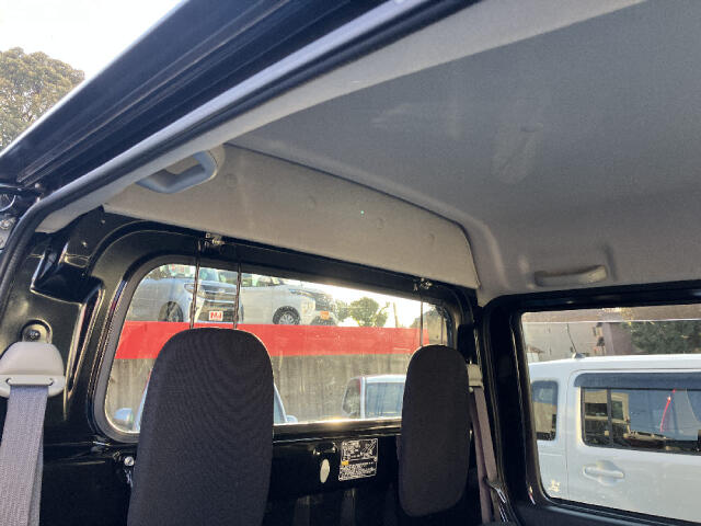 Daihatsu Hijet Deck Van 12