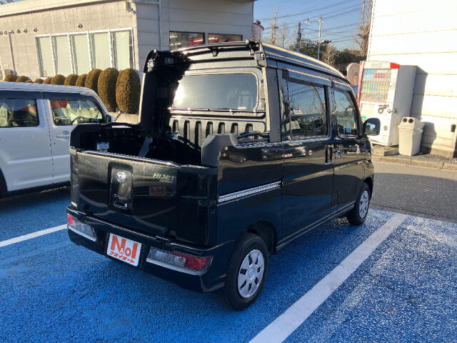 Daihatsu Hijet Deck Van 7