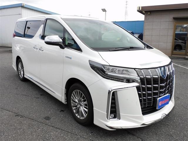 Toyota Alphard 3