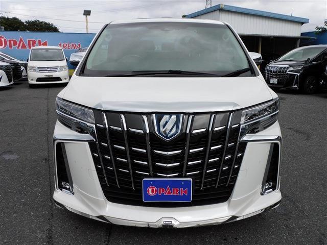 Toyota Alphard 4