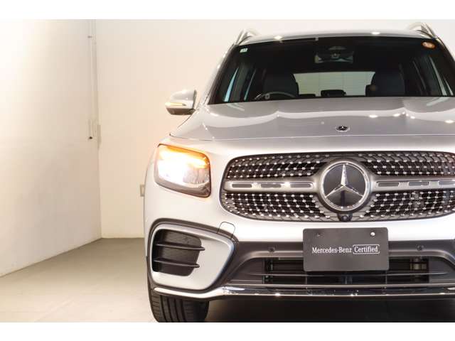 Mercedes-Benz GLB 11