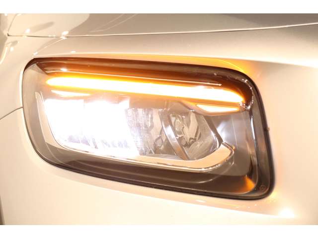 Mercedes-Benz GLB 12