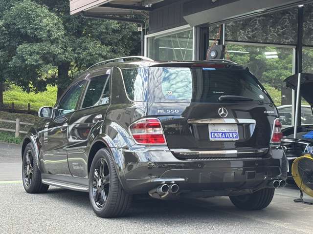 Mercedes-Benz MClass 11
