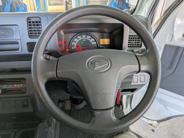 Daihatsu Hijet Truck 4