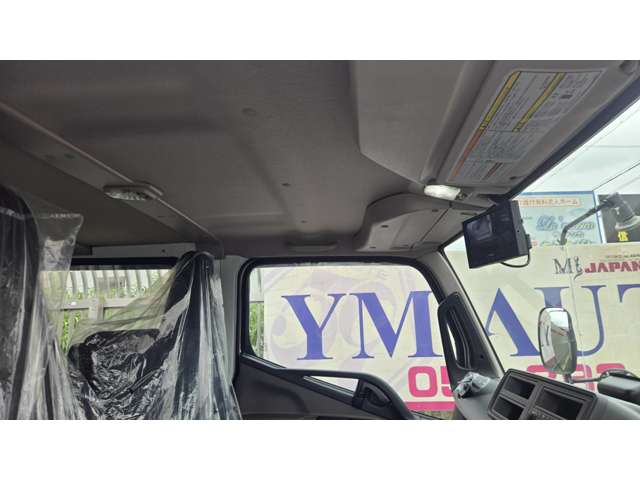 Mitsubishi Fuso Canter 11