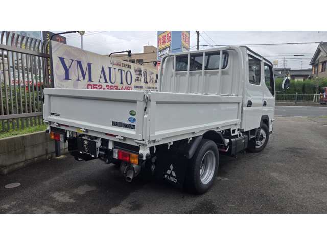 Mitsubishi Fuso Canter 4