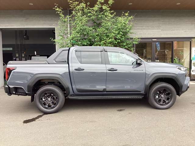Toyota Hilux 6