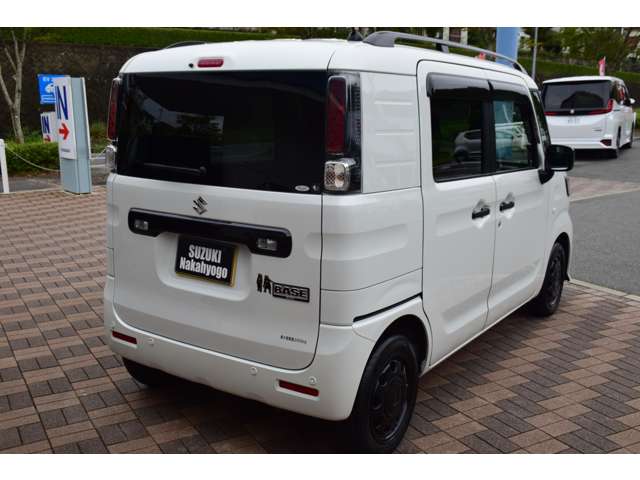 Suzuki Spacia Base 7