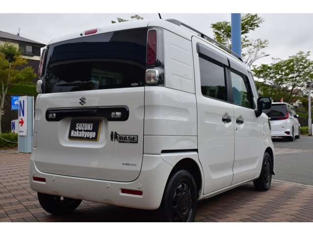 Suzuki Spacia Base 8
