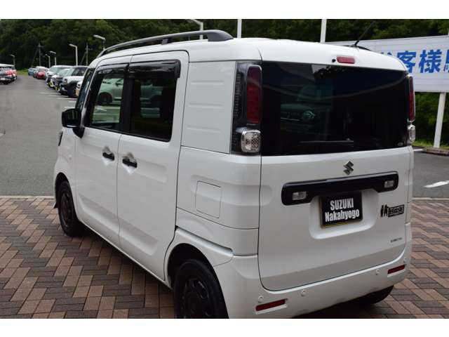 Suzuki Spacia Base 9