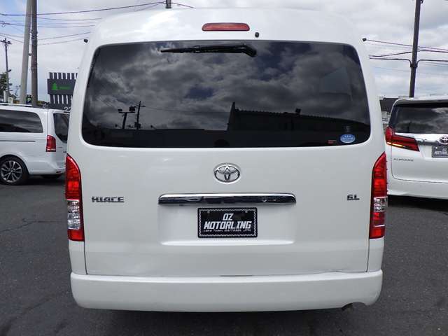 Toyota Hiace 10