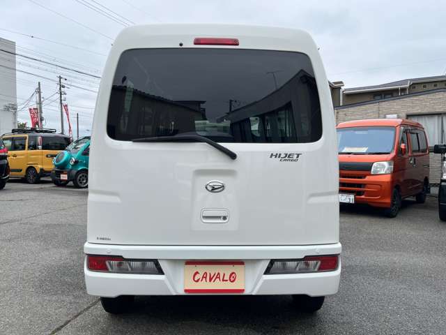 Daihatsu Hijet Cargo 11
