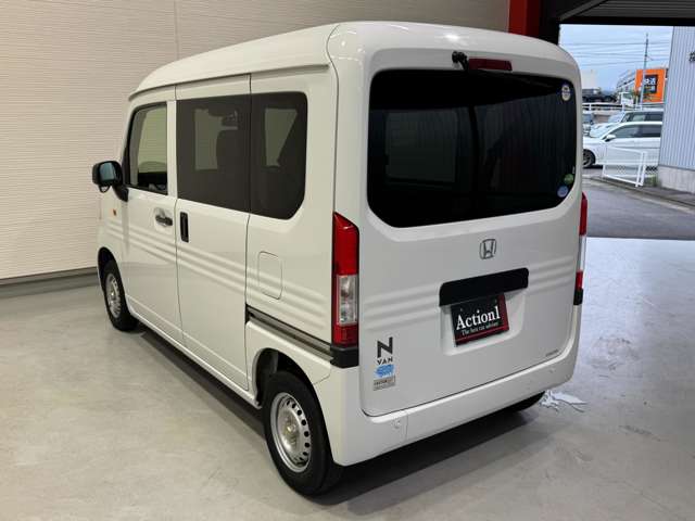 Honda N-VAN 8