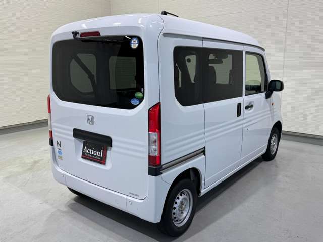 Honda N-VAN 9