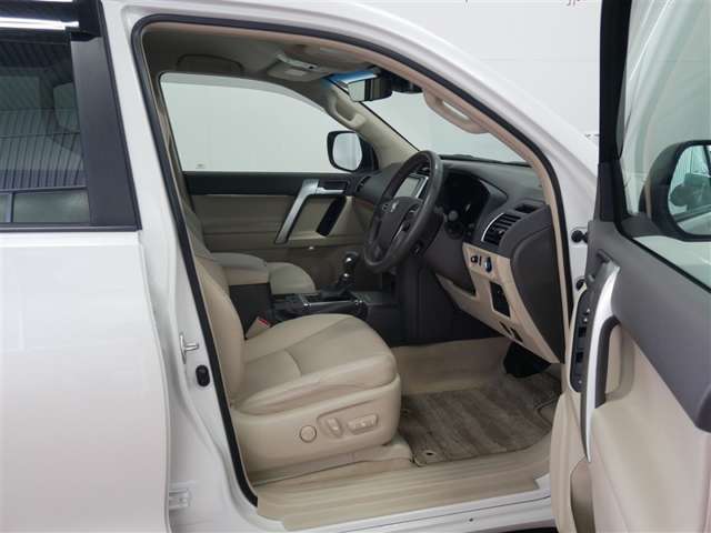Toyota Land Cruiser Prado 5