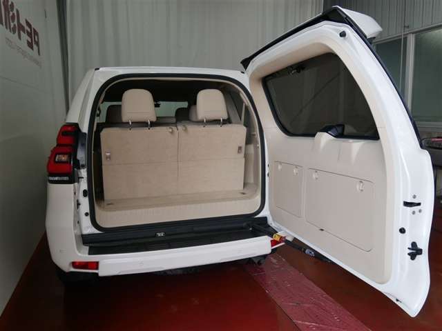 Toyota Land Cruiser Prado 8