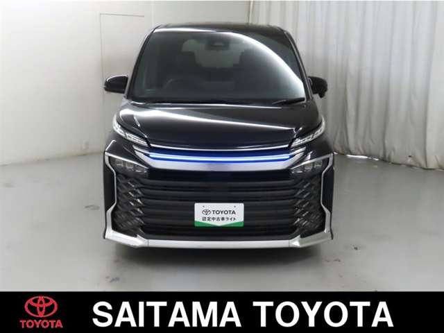 Toyota Voxy 9