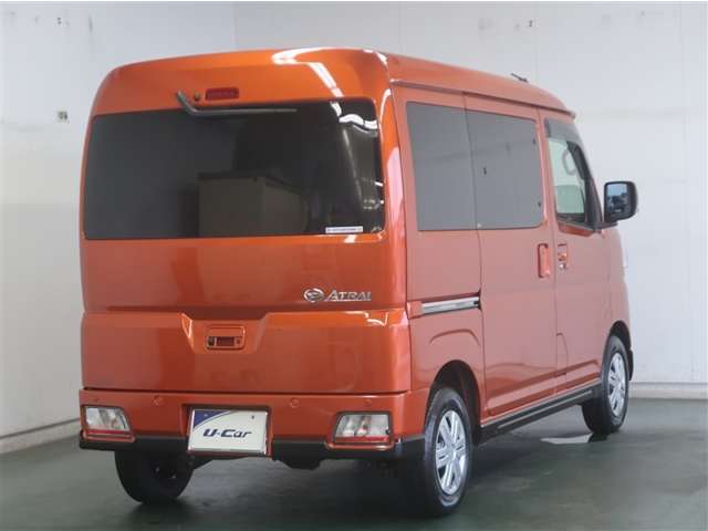 Daihatsu Atrai 7