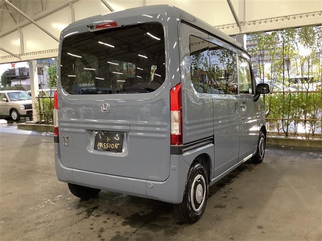 Honda N-VAN 9