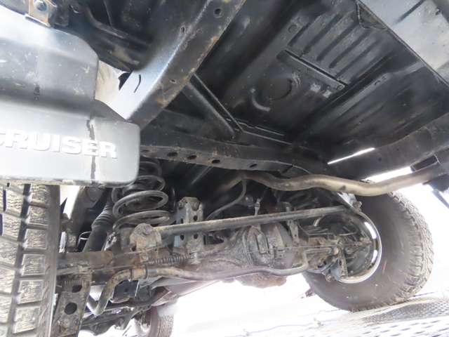 Toyota Land Cruiser 80 11